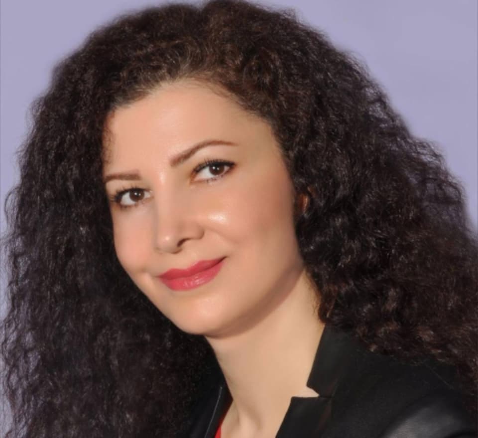فائزه فلسفی