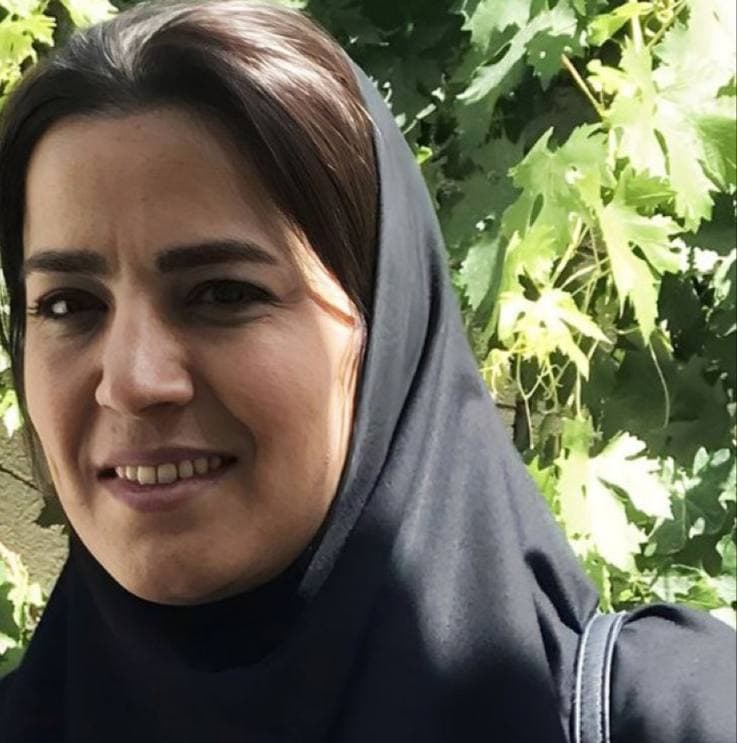 سمیه یوسفی